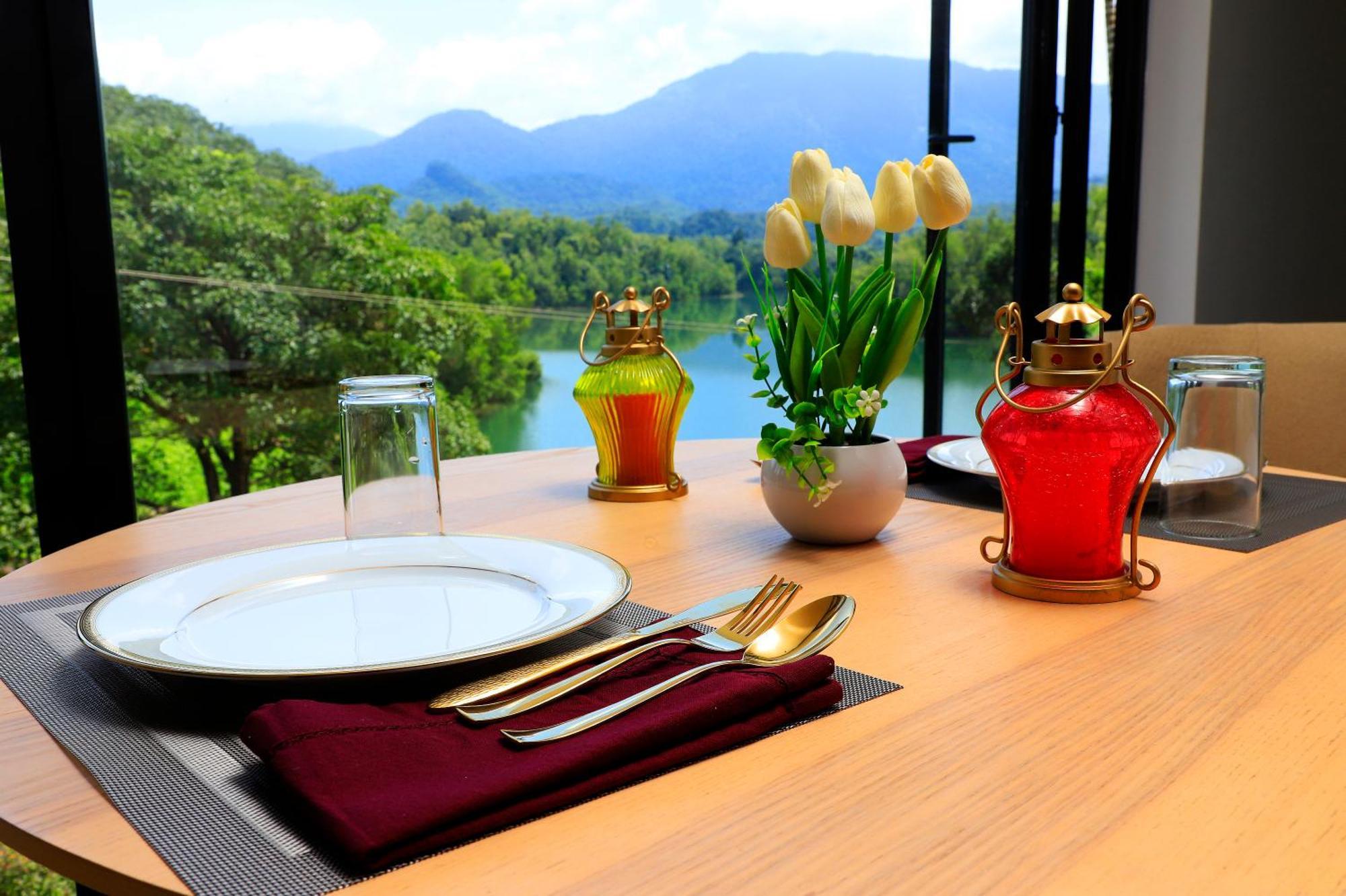 Serene Aqua Hills Kozhikode Otel Mennanyam Dış mekan fotoğraf