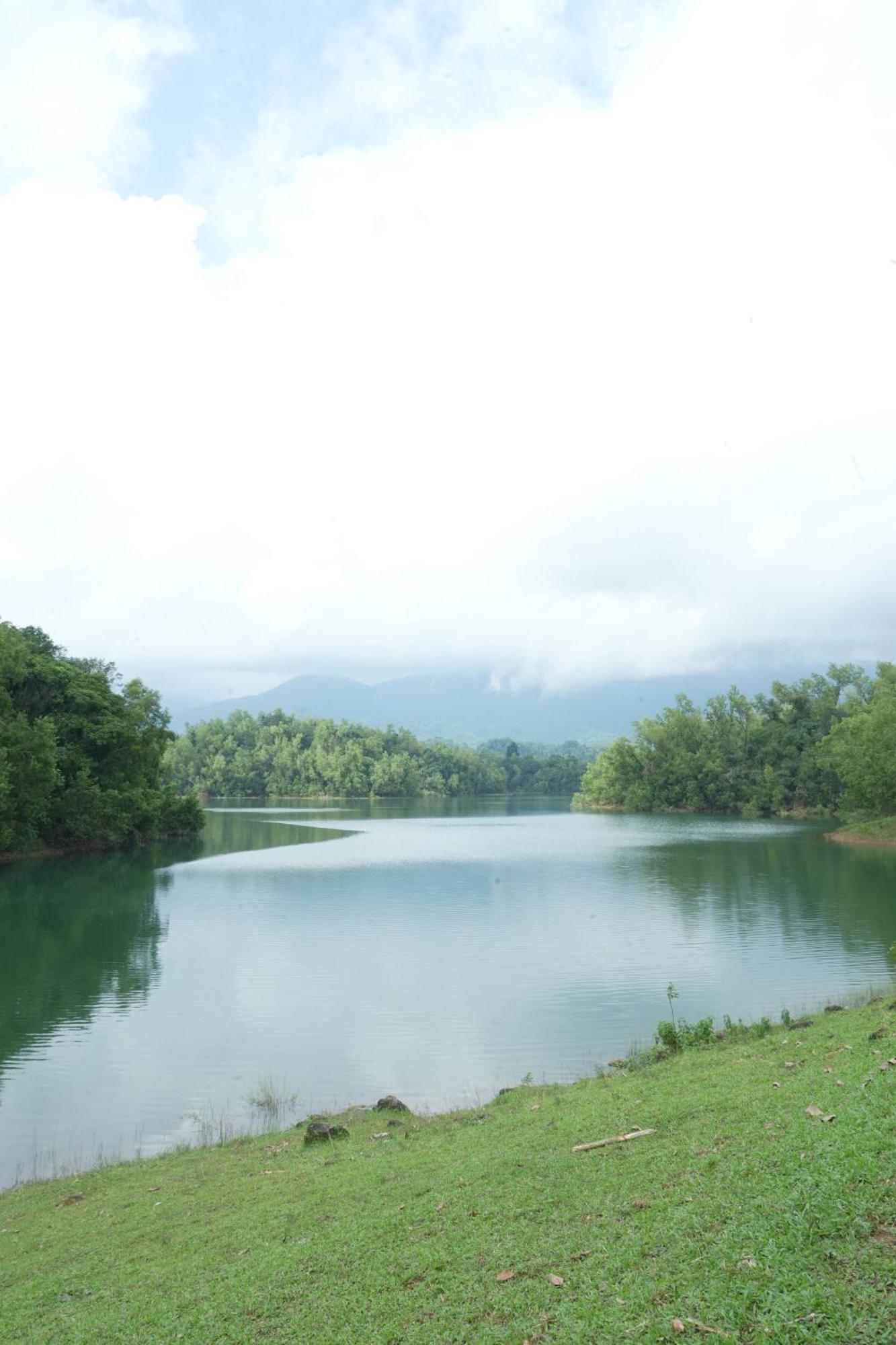 Serene Aqua Hills Kozhikode Otel Mennanyam Dış mekan fotoğraf