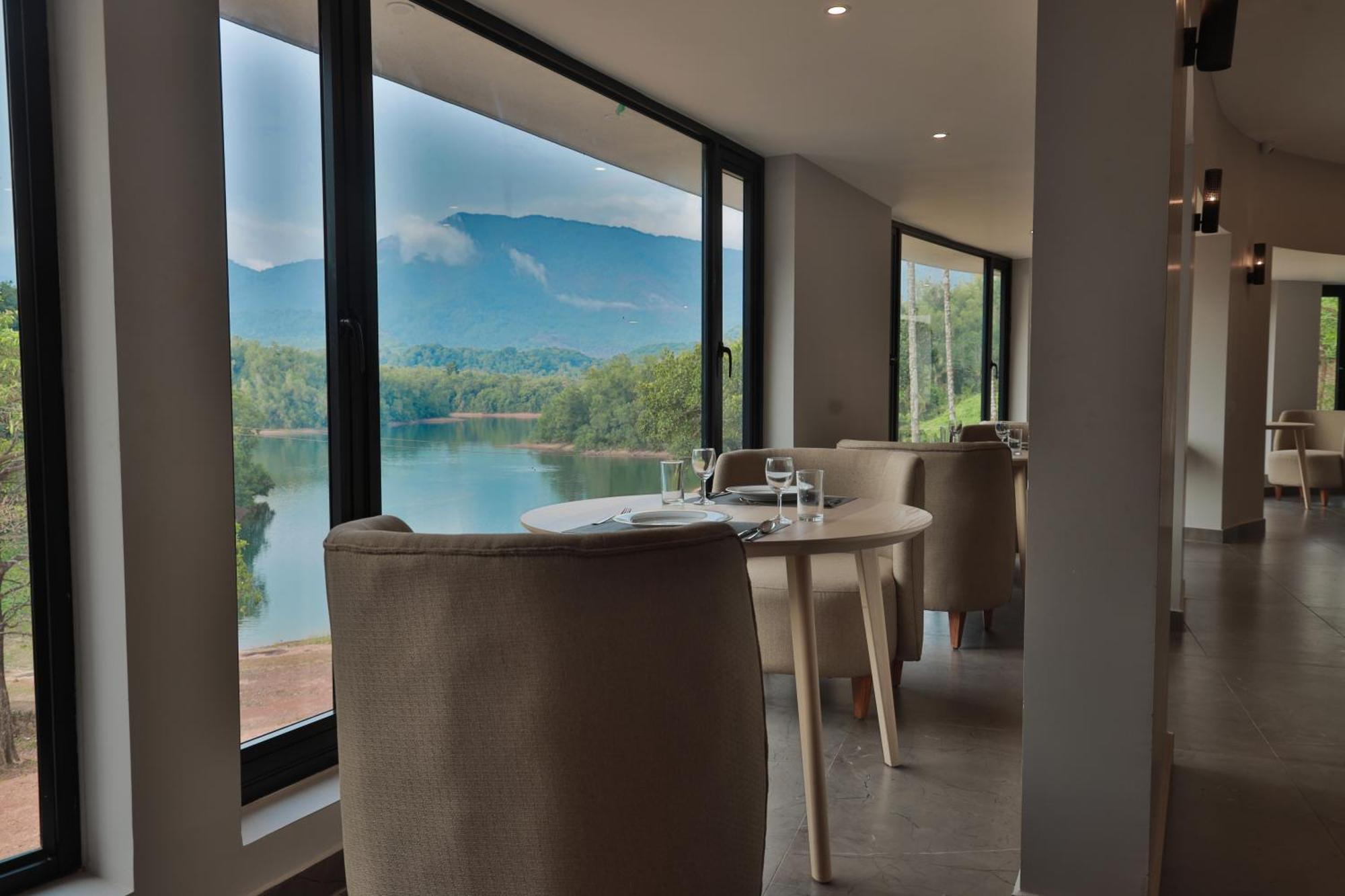 Serene Aqua Hills Kozhikode Otel Mennanyam Dış mekan fotoğraf