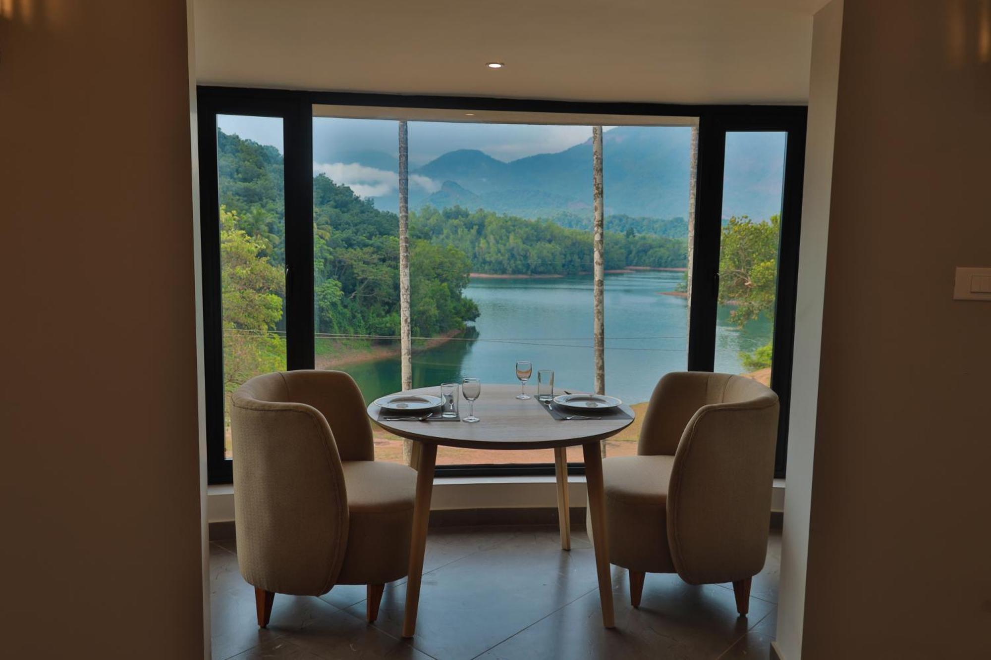 Serene Aqua Hills Kozhikode Otel Mennanyam Dış mekan fotoğraf