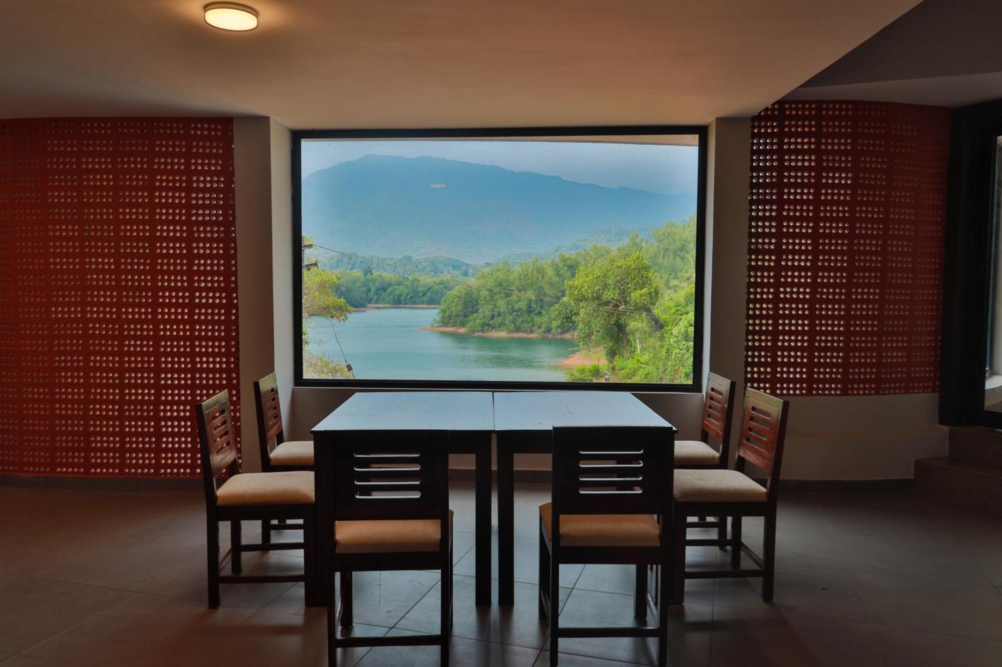 Serene Aqua Hills Kozhikode Otel Mennanyam Dış mekan fotoğraf